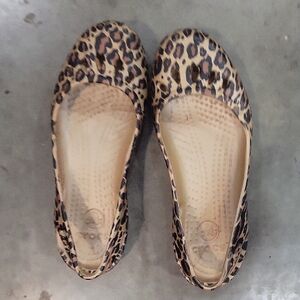 CROCS Women's Animal Print Flats